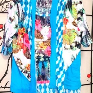 SOLD - BEAUTIFUL WOMEN'S COORDINATING SET TOP AND CARDIGAN JACKET L-XL